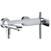 2015 Popular Design Brass Bathtub Faucet (ICD-8102A)